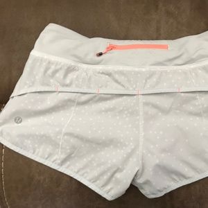 Lululemon Run: Speed Shorts Size 6